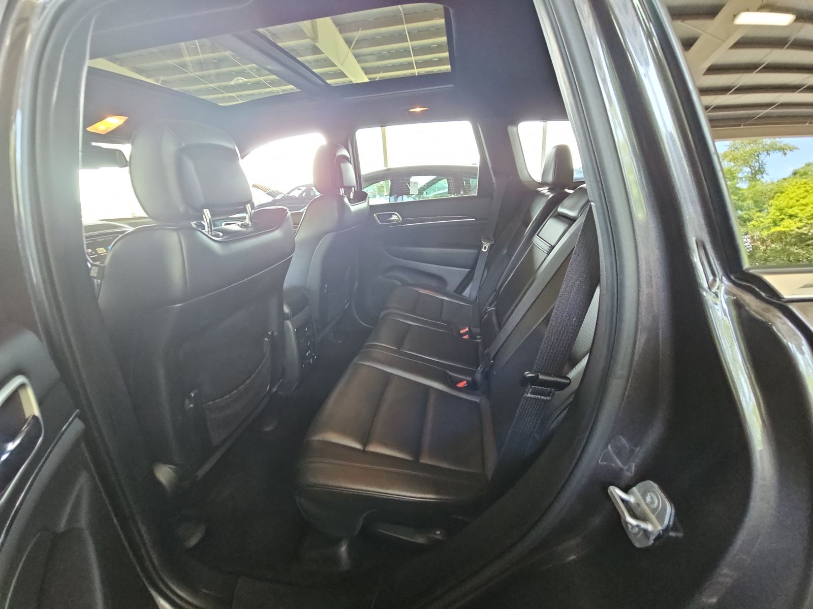 2015 Jeep Grand Cherokee Overland High Altitude Edition AWD