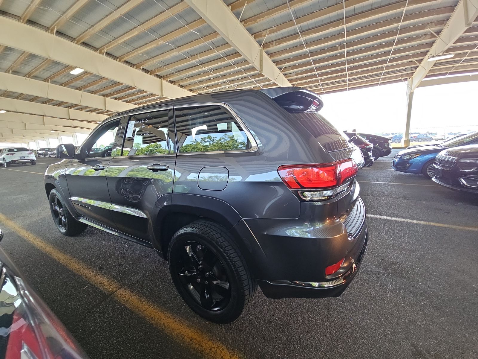 2015 Jeep Grand Cherokee Overland High Altitude Edition AWD