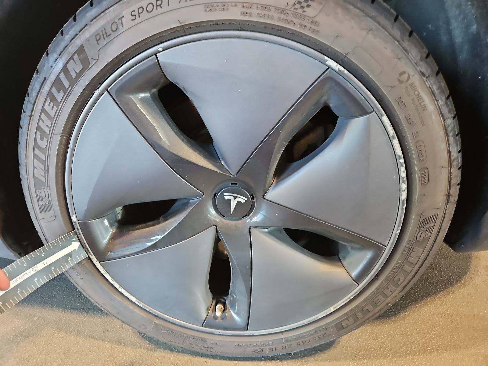 2018 Tesla Model 3 Long Range FWD