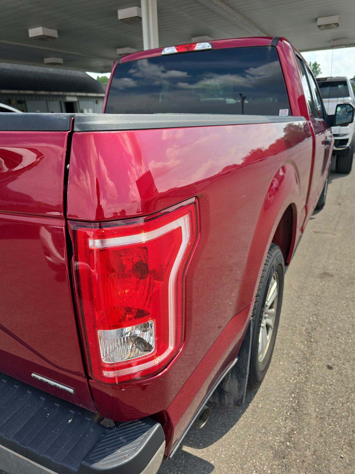 2016 Ford F-150 XLT RWD