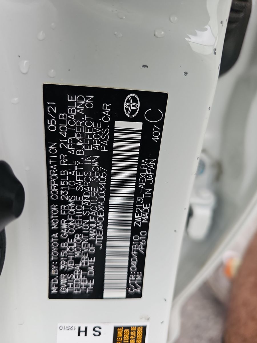 2021 Toyota Corolla Hybrid LE FWD