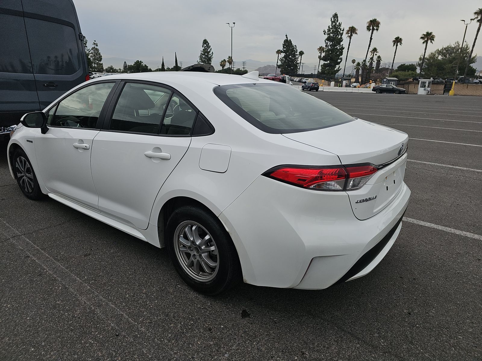 2021 Toyota Corolla Hybrid LE FWD