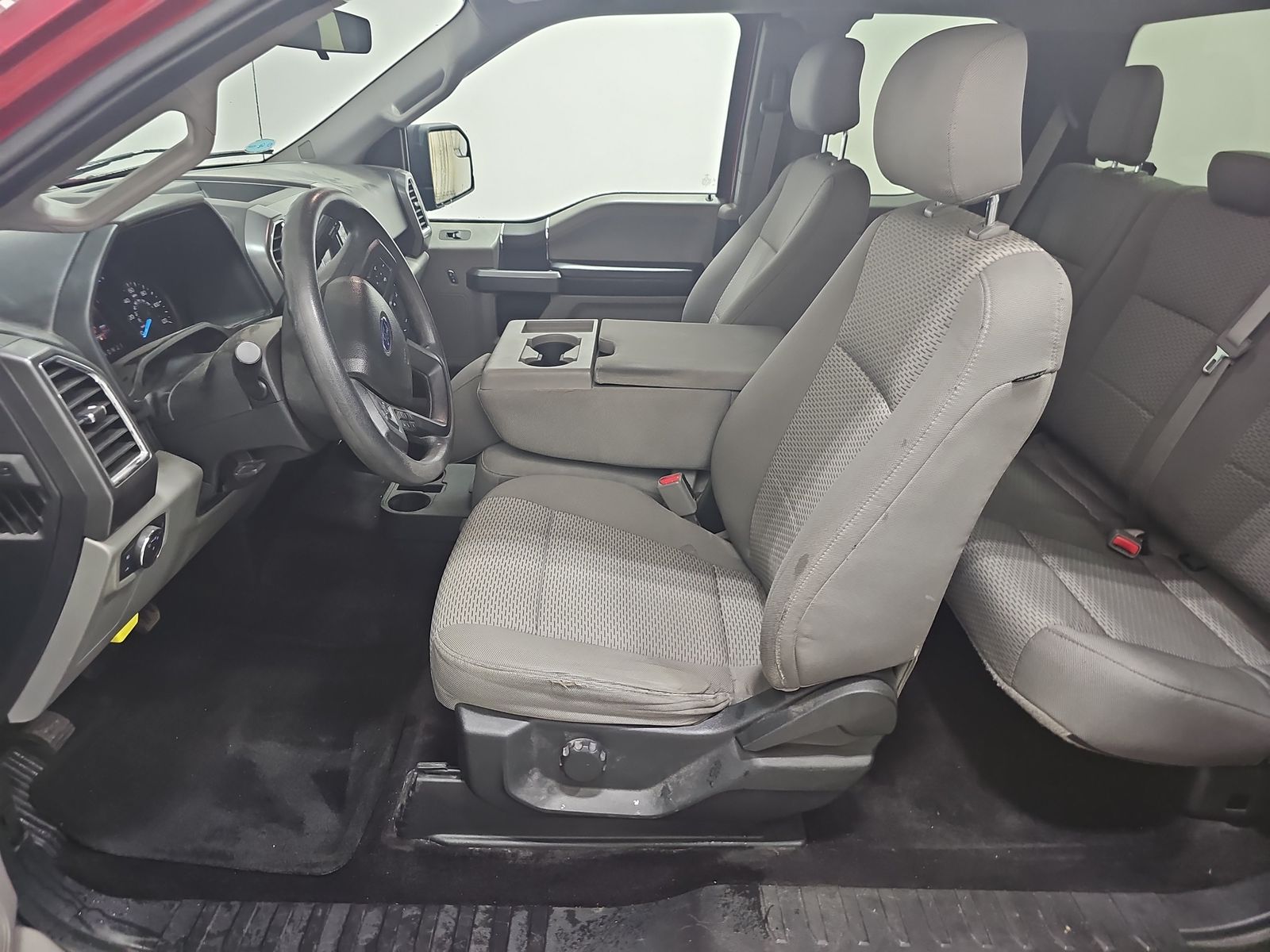 2016 Ford F-150 XLT RWD