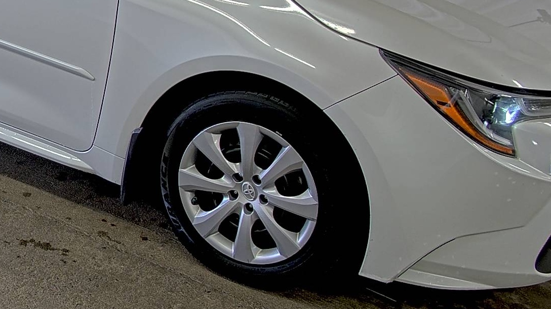 2022 Toyota Corolla LE FWD