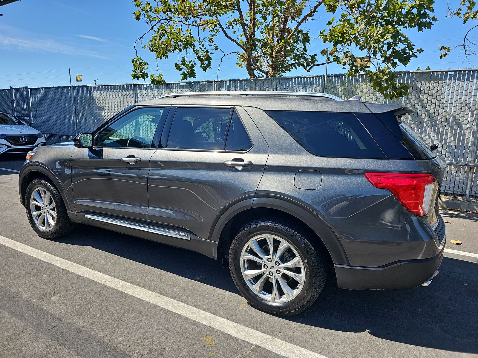 2020 Ford Explorer Limited AWD