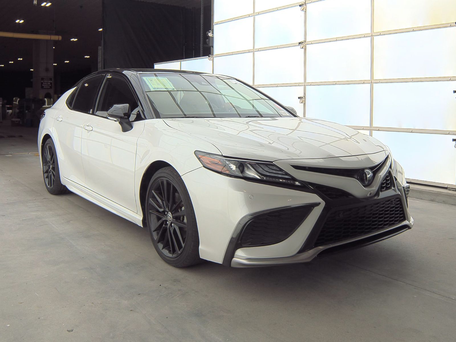 2022 Toyota Camry Hybrid XSE FWD
