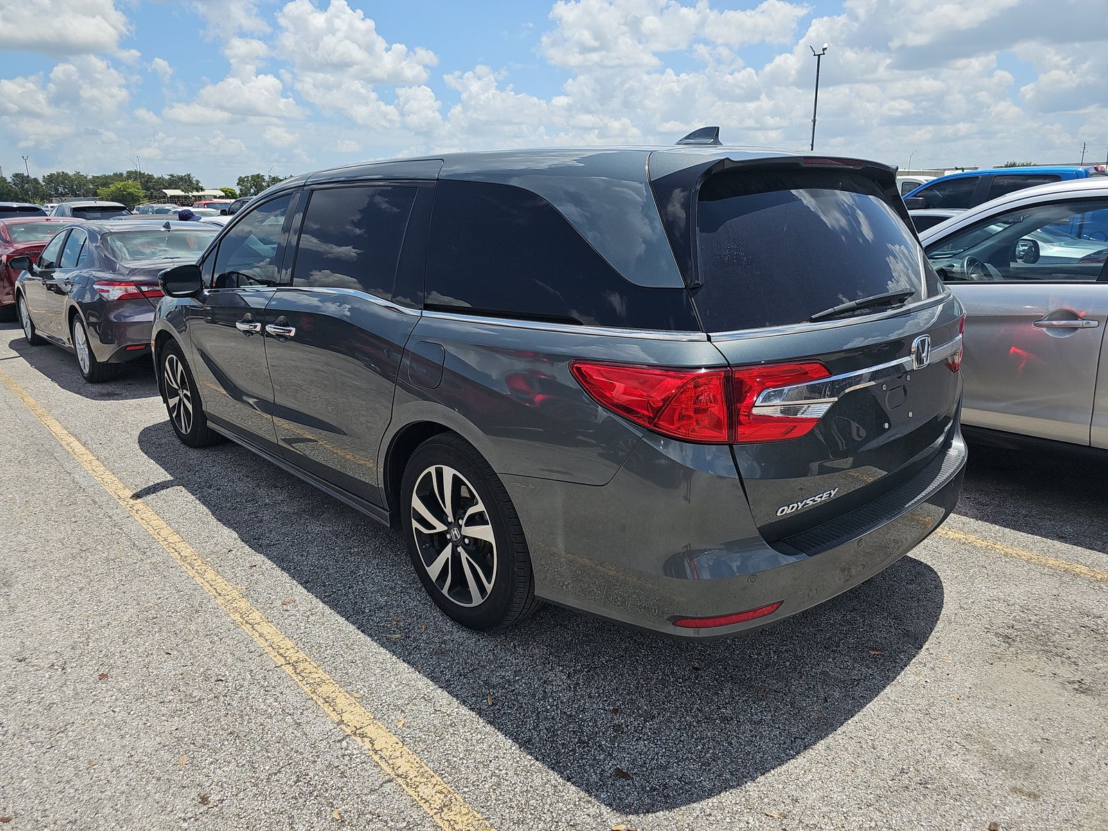 2019 Honda Odyssey Elite FWD