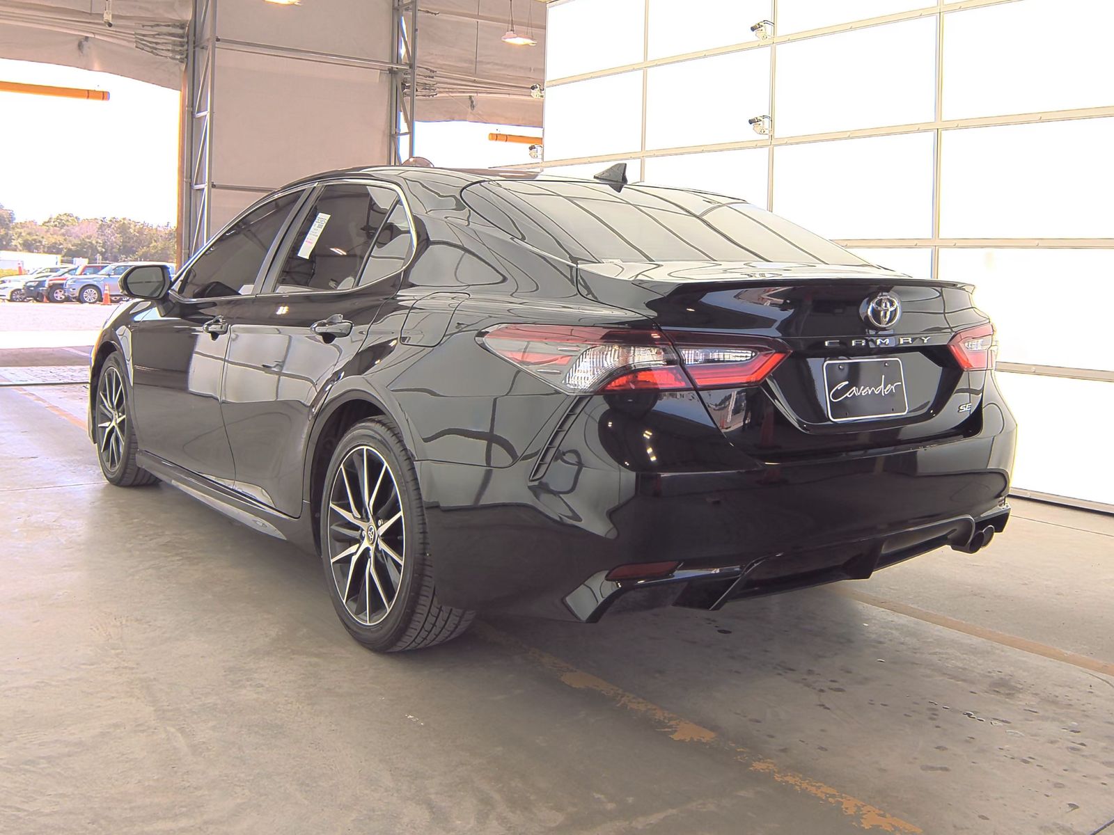 2022 Toyota Camry SE FWD