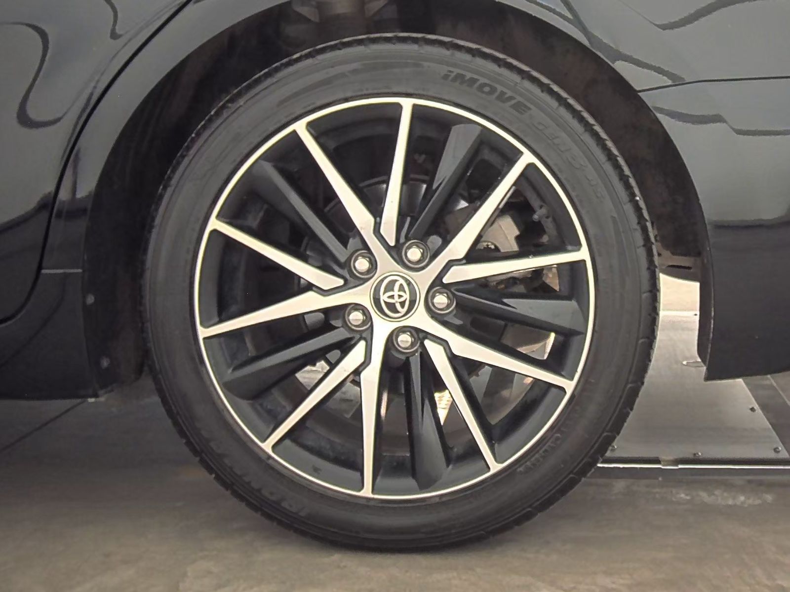 2022 Toyota Camry SE FWD