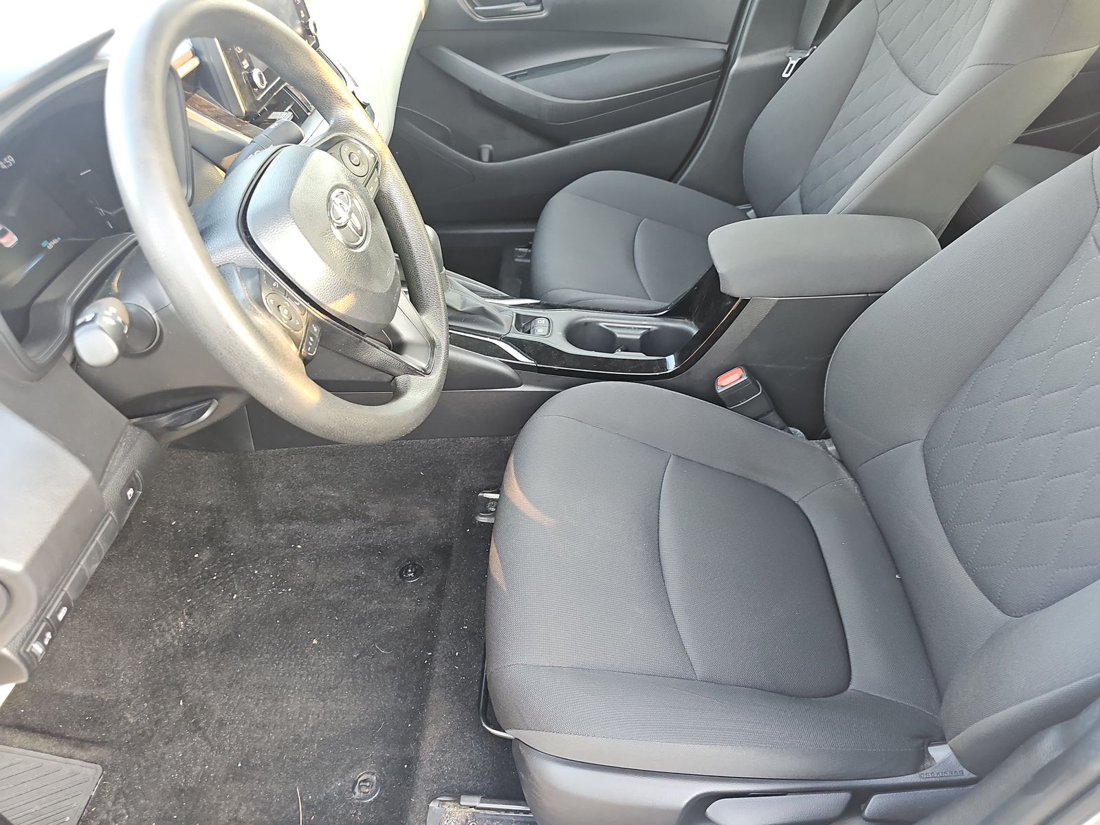 2022 Toyota Corolla Hybrid LE FWD