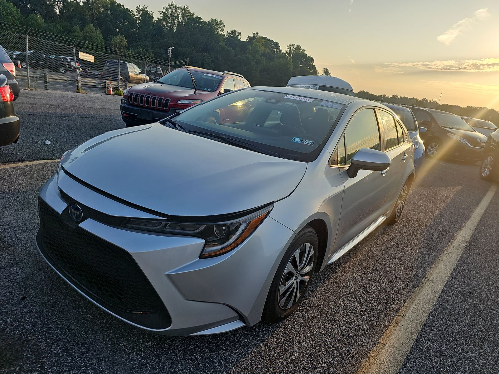 2022 Toyota Corolla Hybrid LE FWD