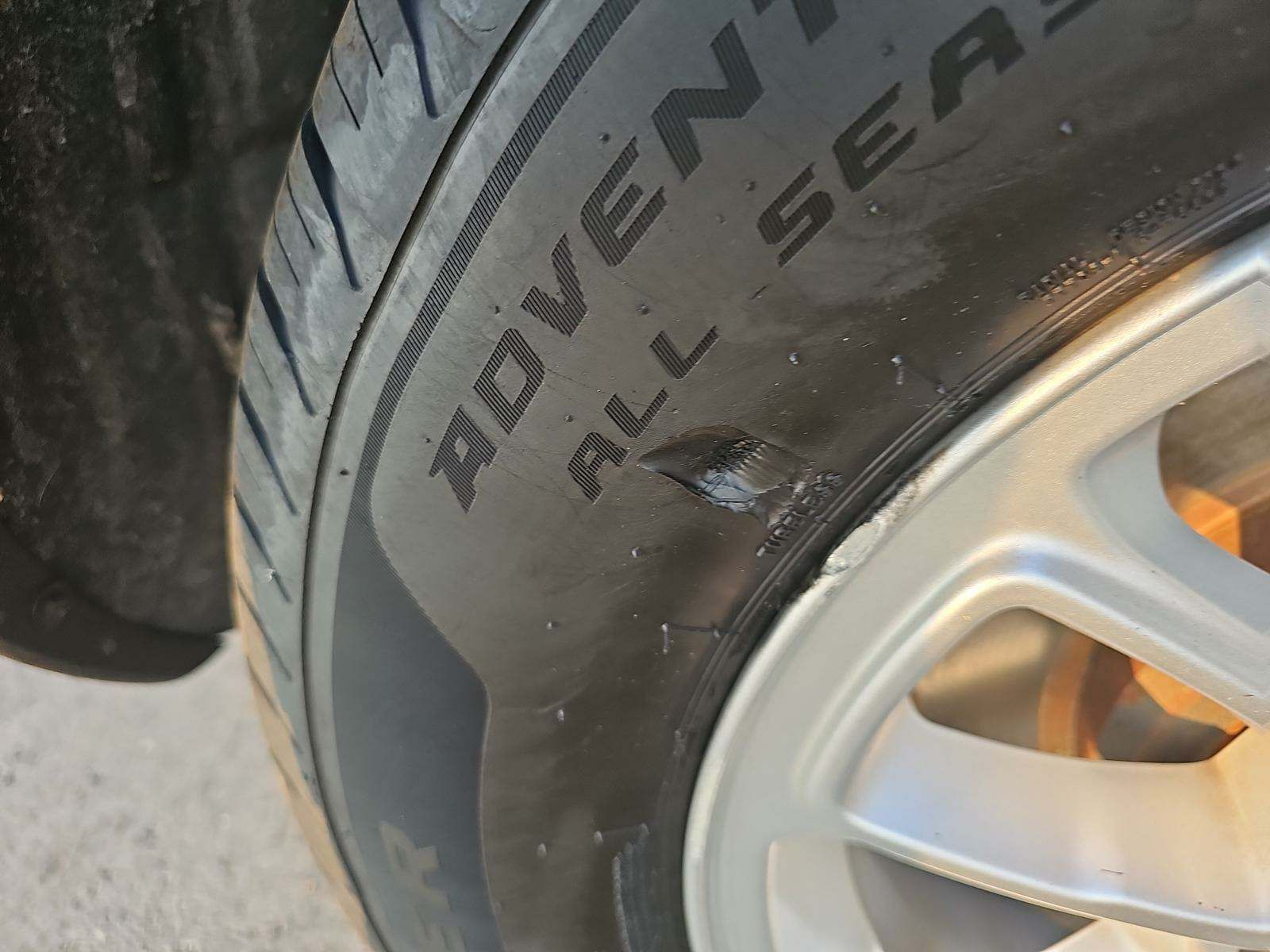 2020 Jeep Grand Cherokee Laredo E Edition AWD