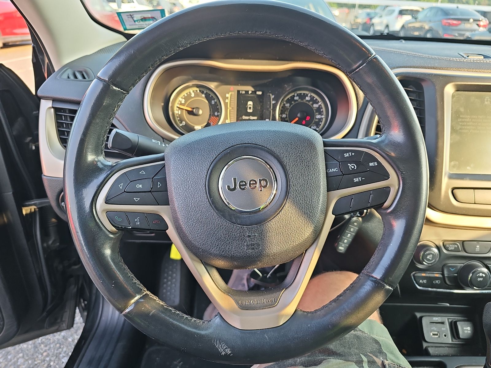 2015 Jeep Cherokee Latitude FWD