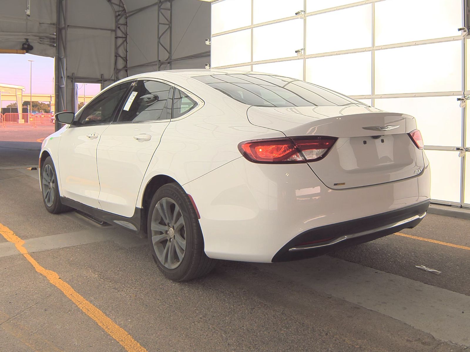 2016 Chrysler 200 Limited FWD