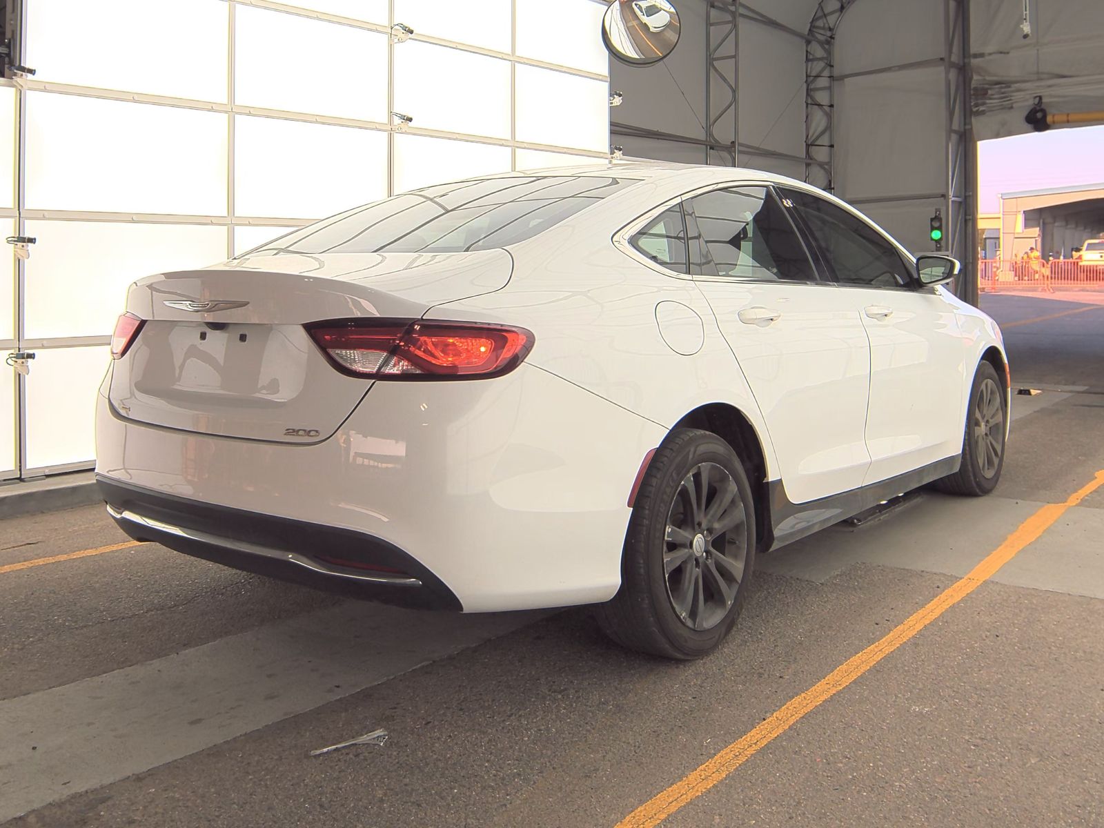 2016 Chrysler 200 Limited FWD