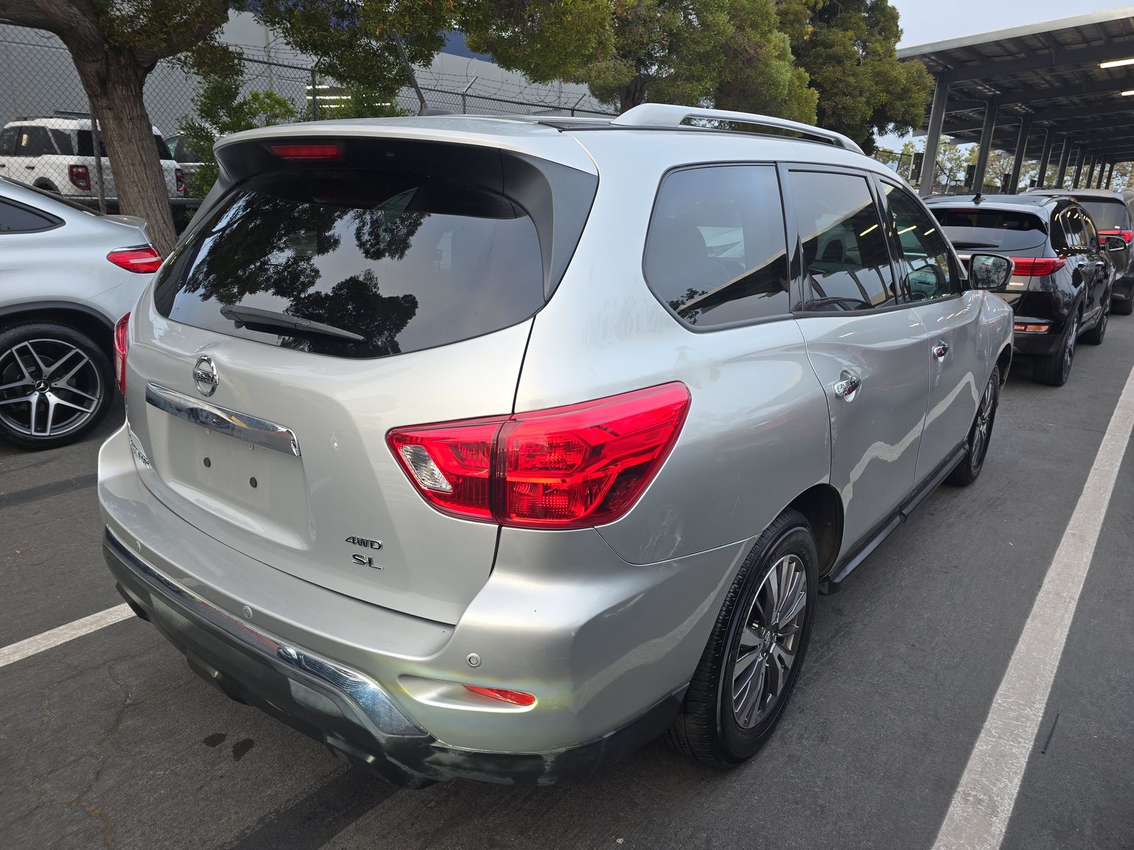 2018 Nissan Pathfinder SL AWD