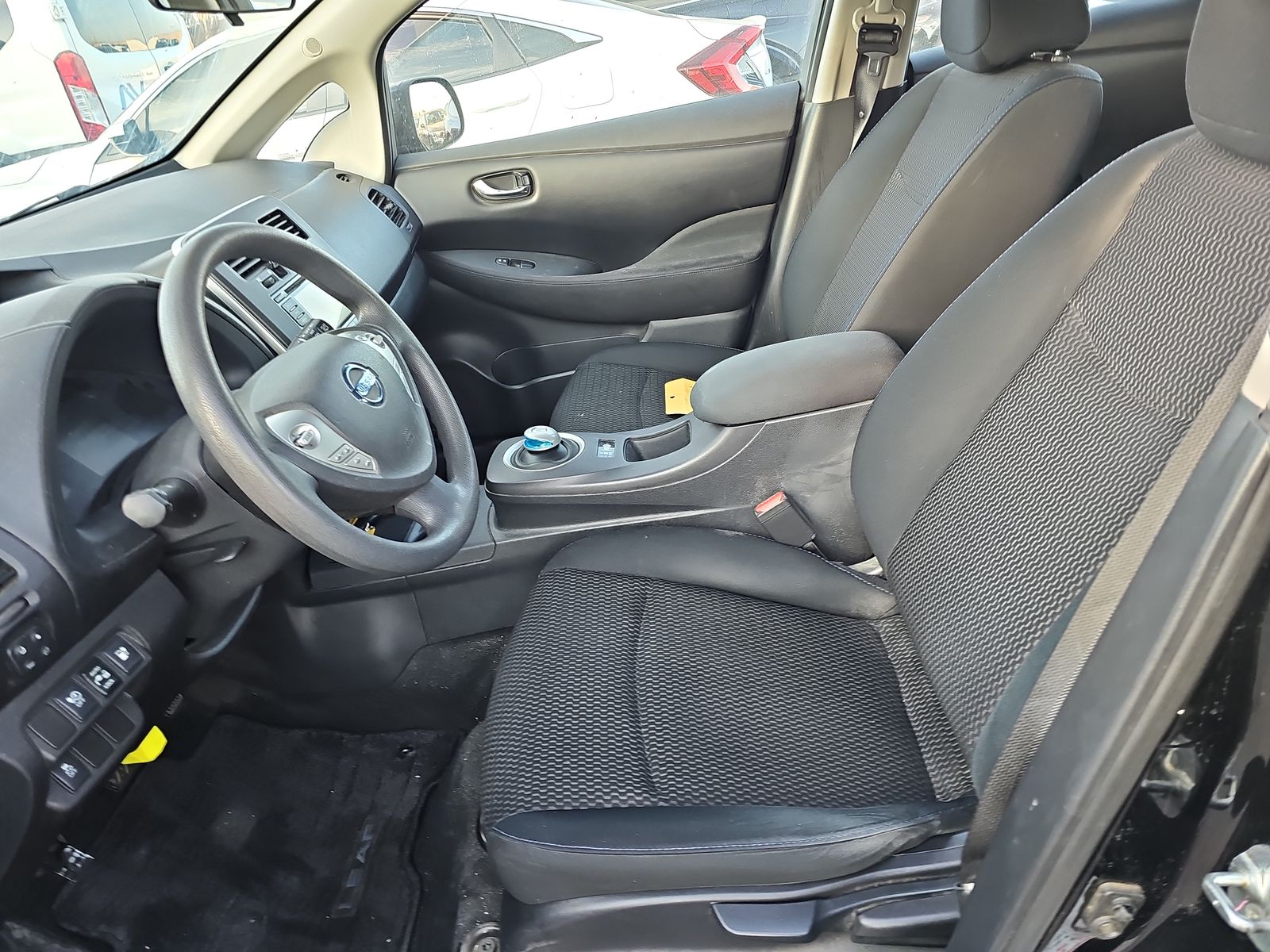 2016 Nissan LEAF S FWD