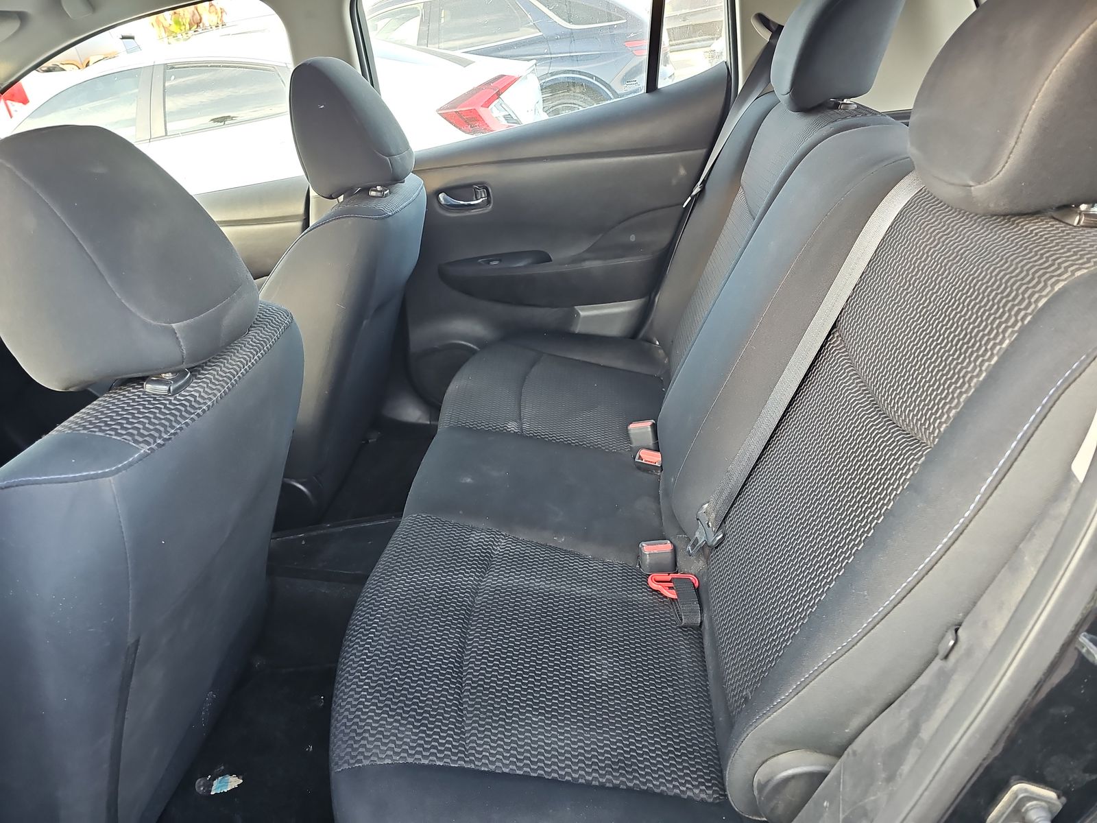 2016 Nissan LEAF S FWD