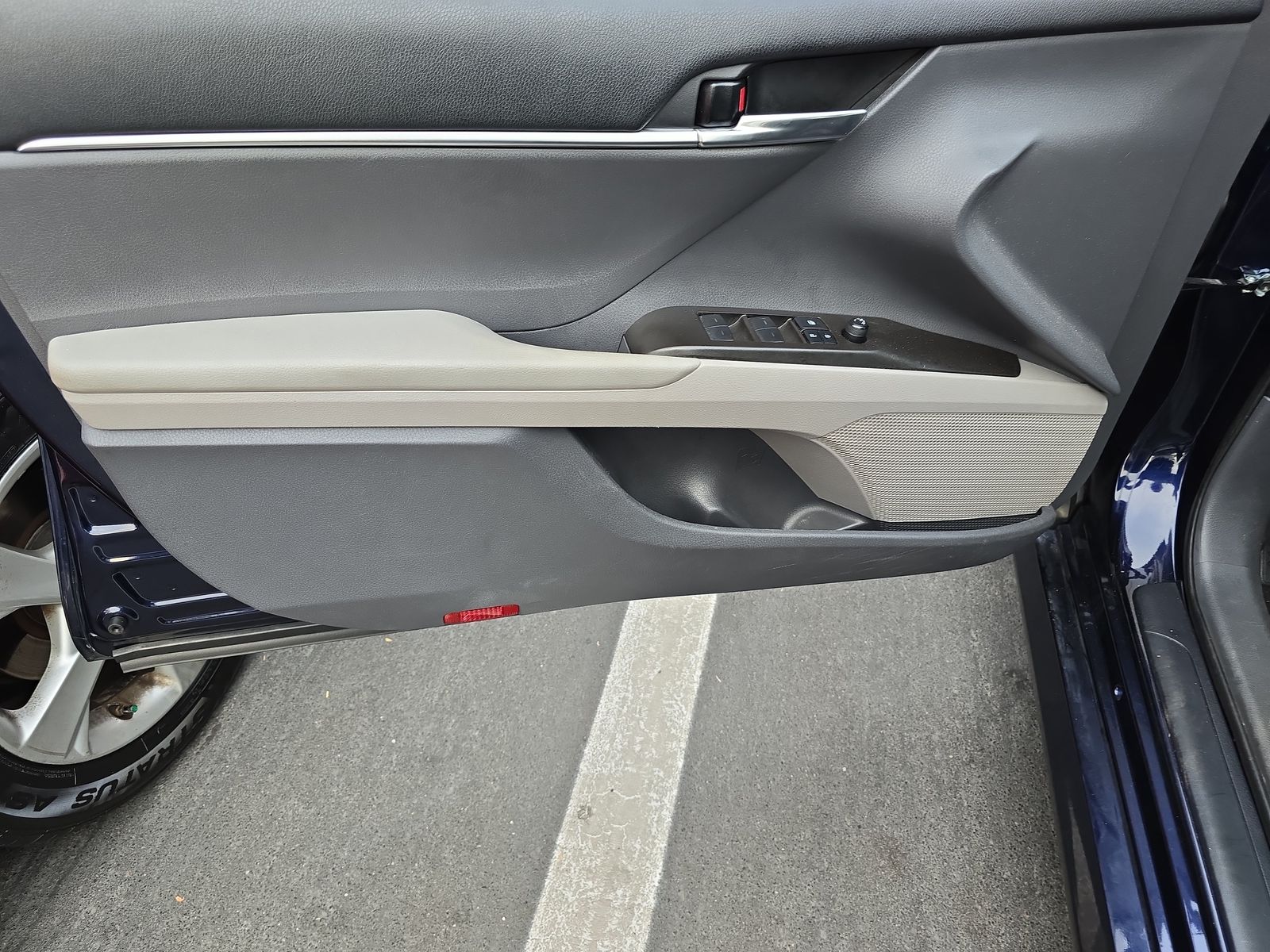 2022 Toyota Camry LE FWD