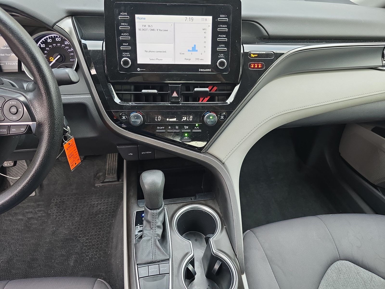 2022 Toyota Camry LE FWD