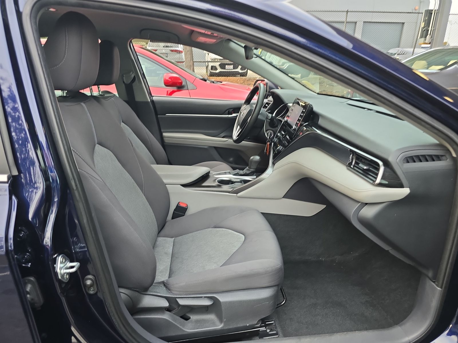 2022 Toyota Camry LE FWD