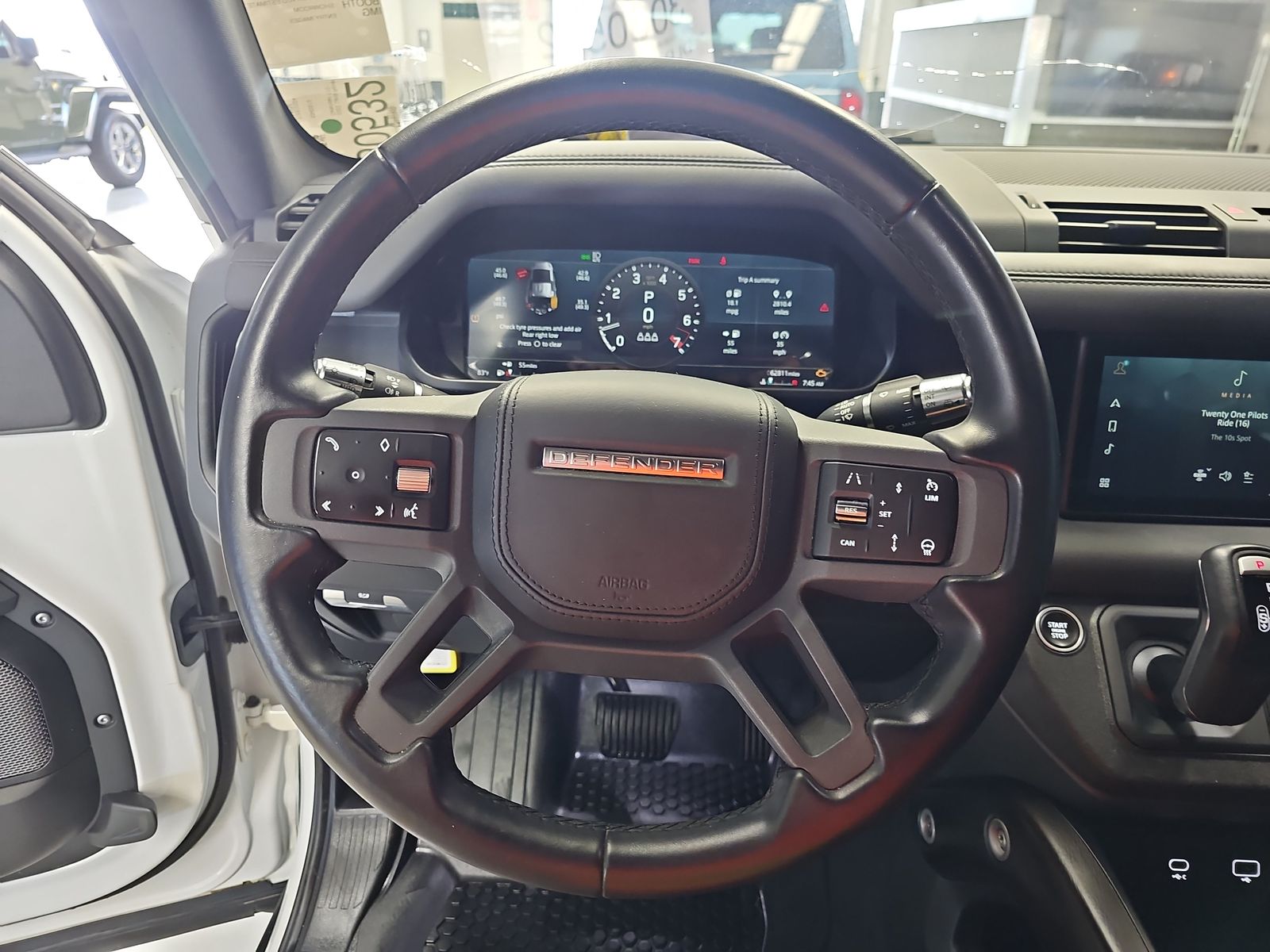 2022 Land Rover Defender 110 X-Dynamic HSE AWD