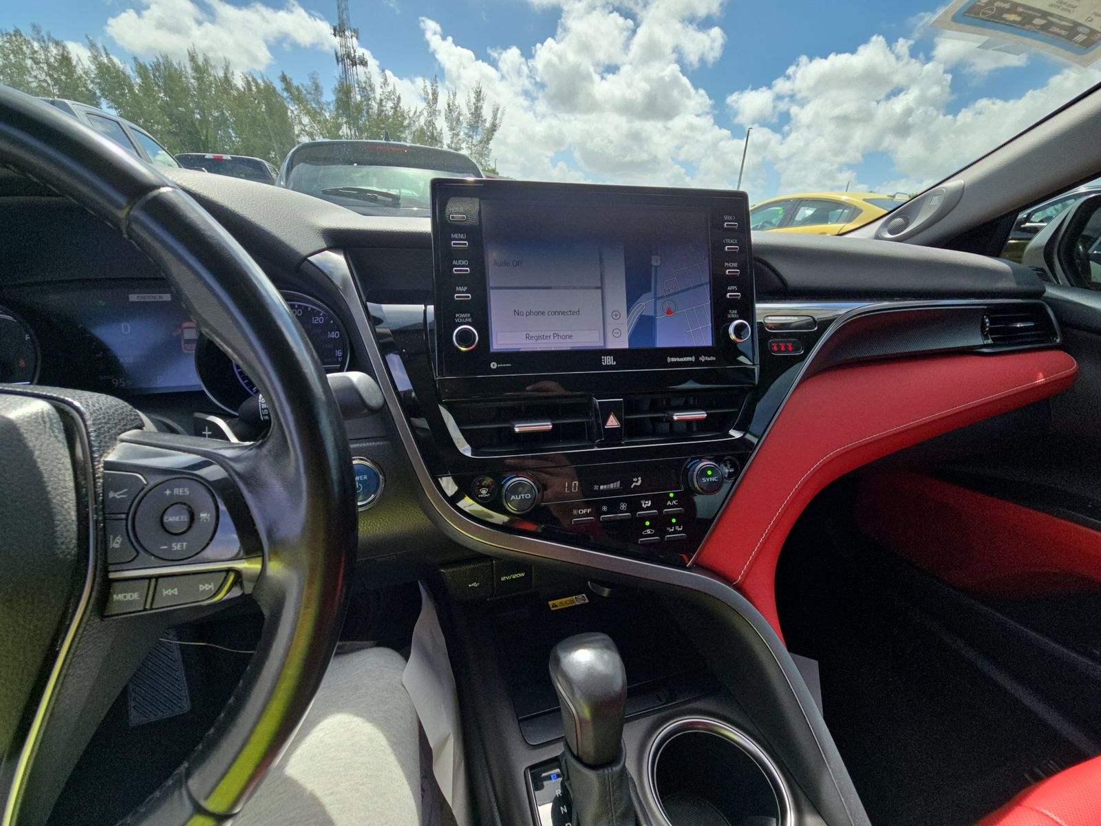 2022 Toyota Camry Hybrid XSE FWD