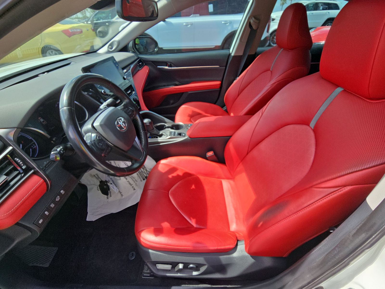 2022 Toyota Camry Hybrid XSE FWD