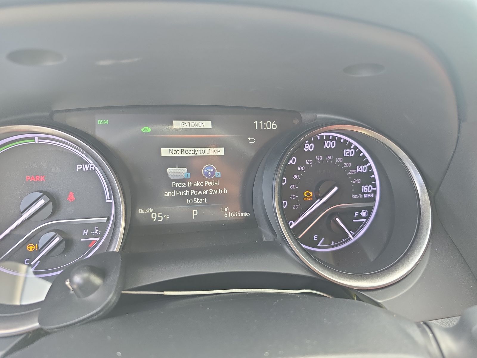 2022 Toyota Camry Hybrid XSE FWD