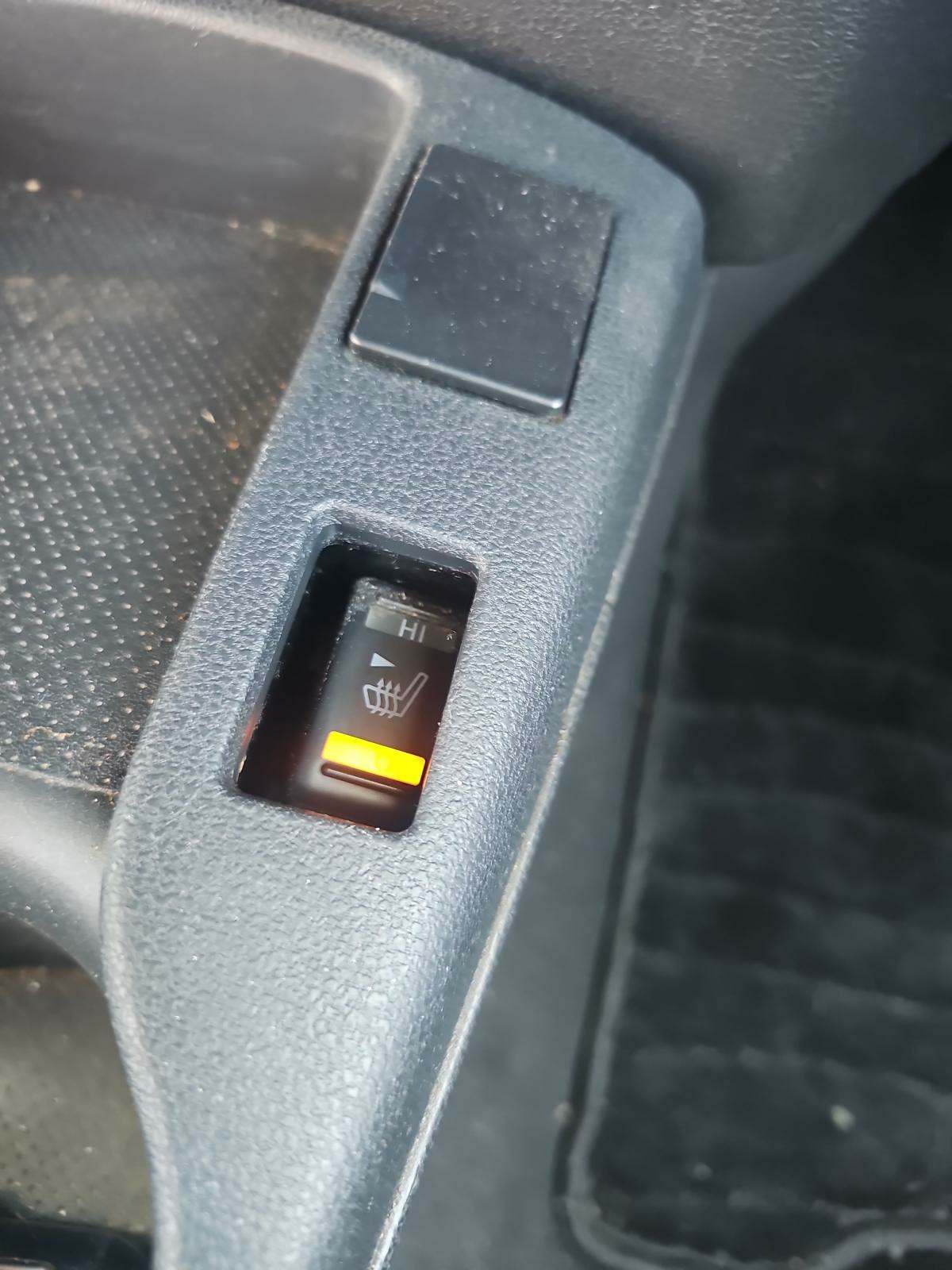 2016 Nissan LEAF S FWD