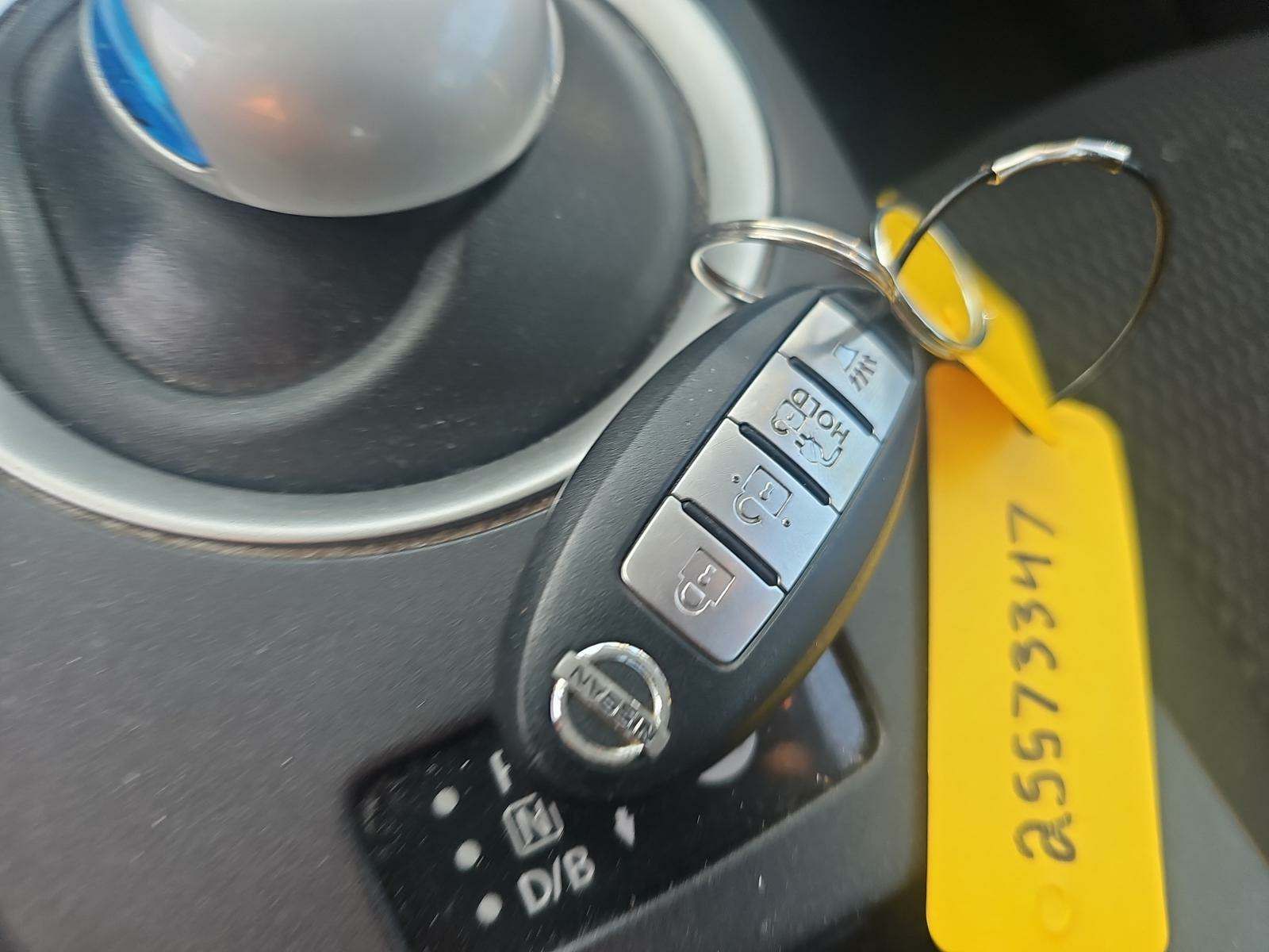 2016 Nissan LEAF S FWD