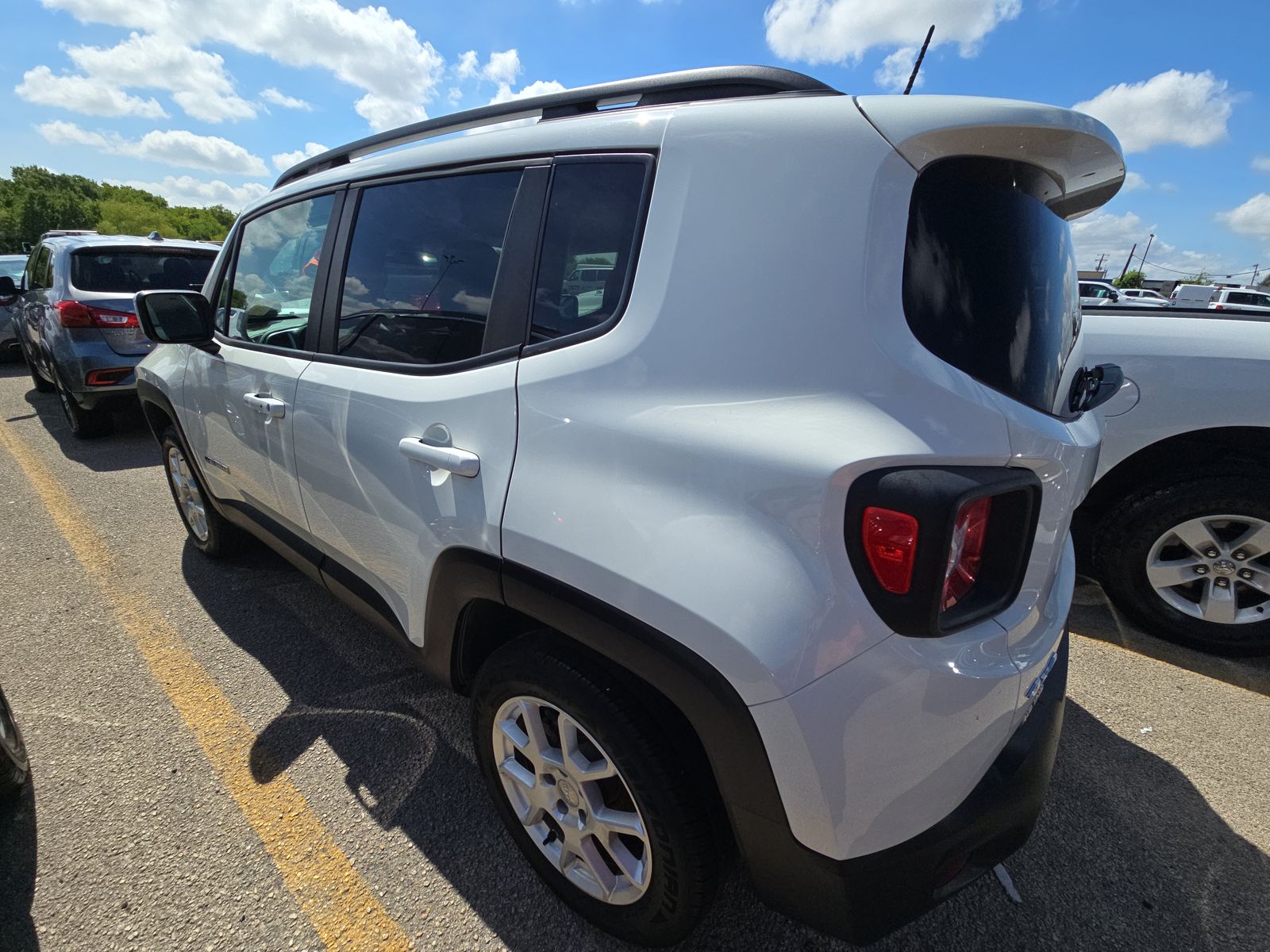 2019 Jeep Renegade Latitude AWD
