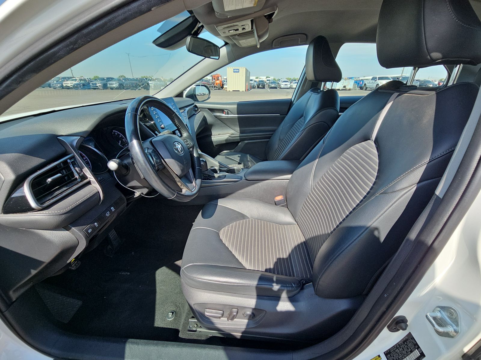 2021 Toyota Camry SE FWD