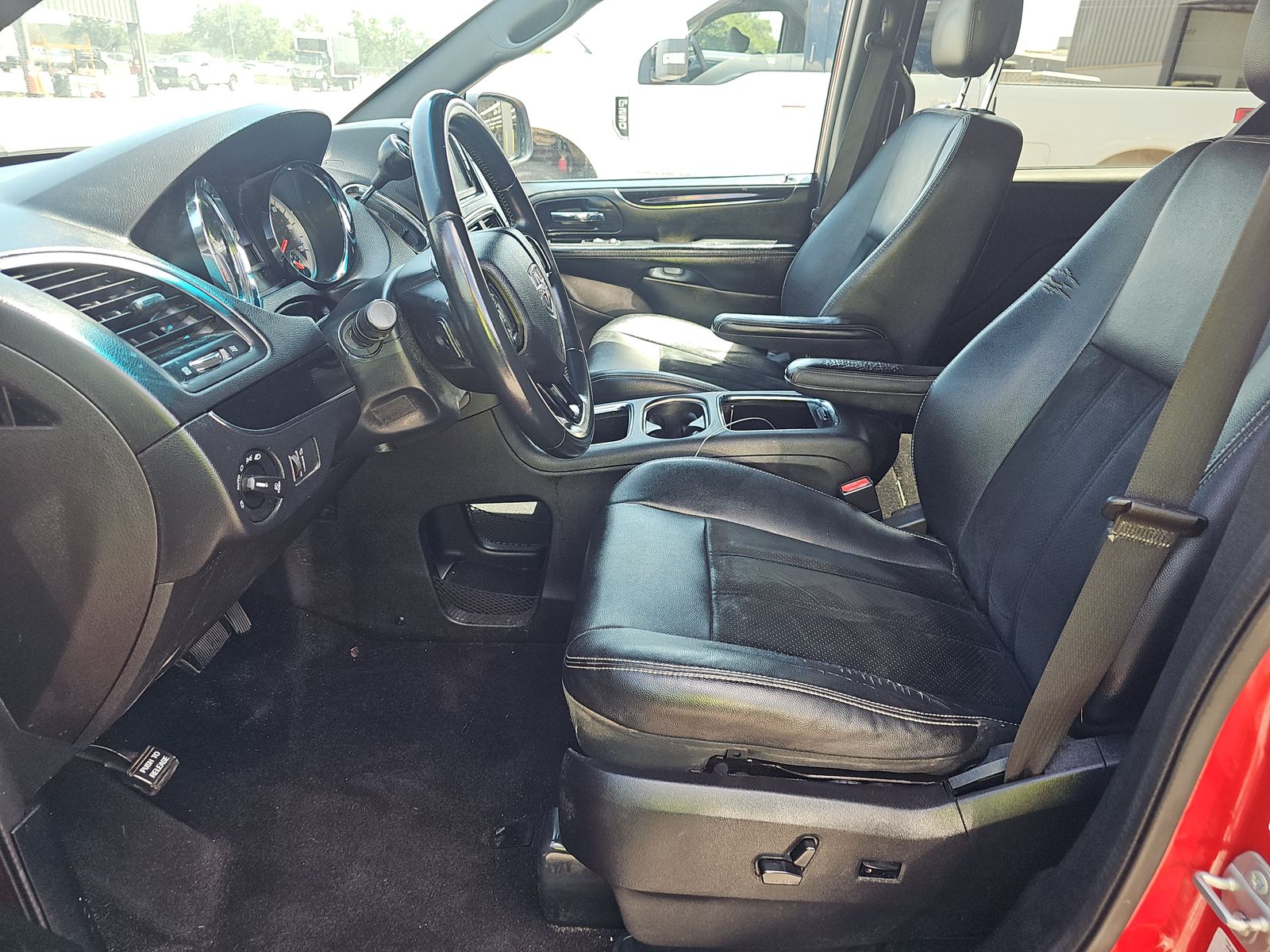 2016 Dodge Grand Caravan SXT Plus FWD
