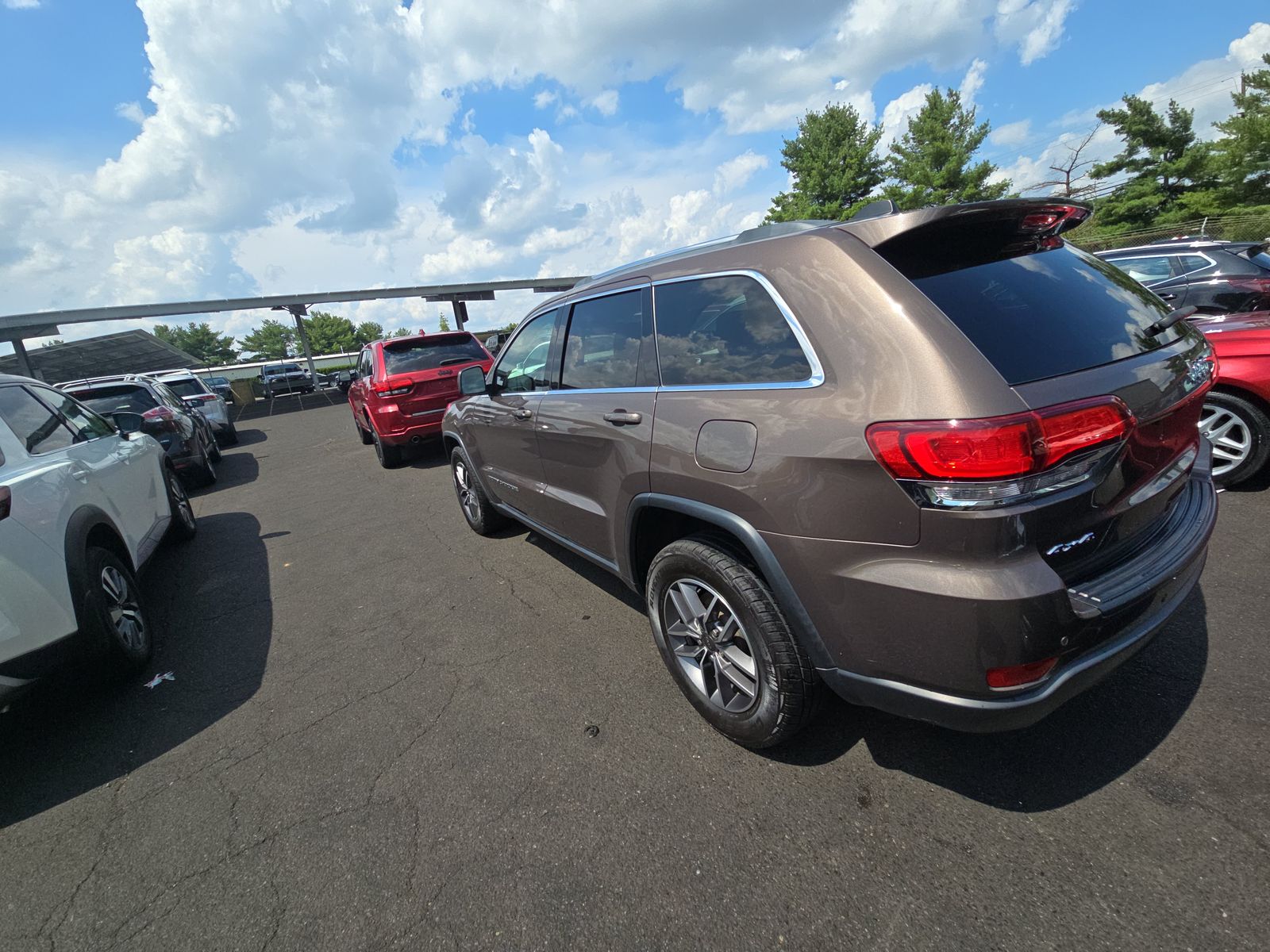 2020 Jeep Grand Cherokee Laredo E Edition AWD