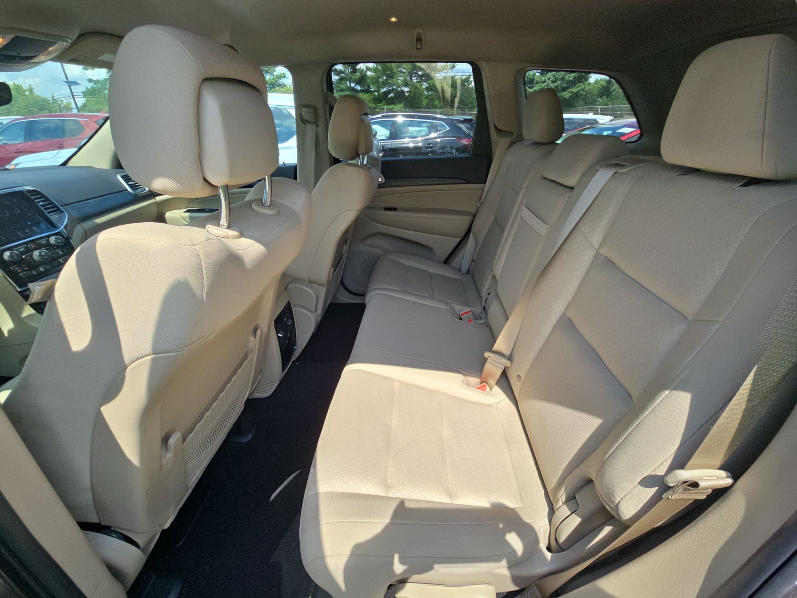 2020 Jeep Grand Cherokee Laredo E Edition AWD