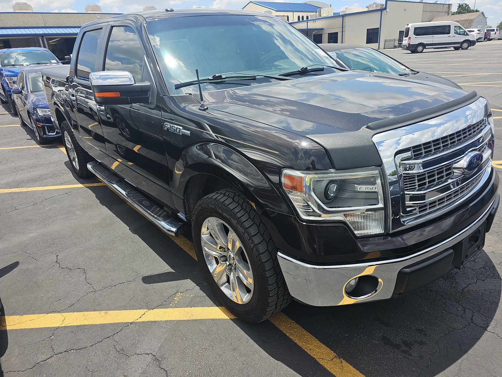 2014 Ford F-150 XLT RWD
