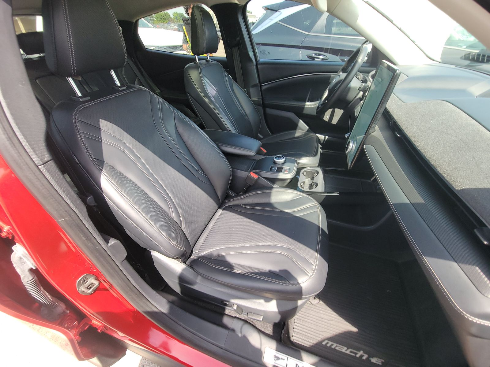 2021 Ford Mustang Mach-E Premium RWD