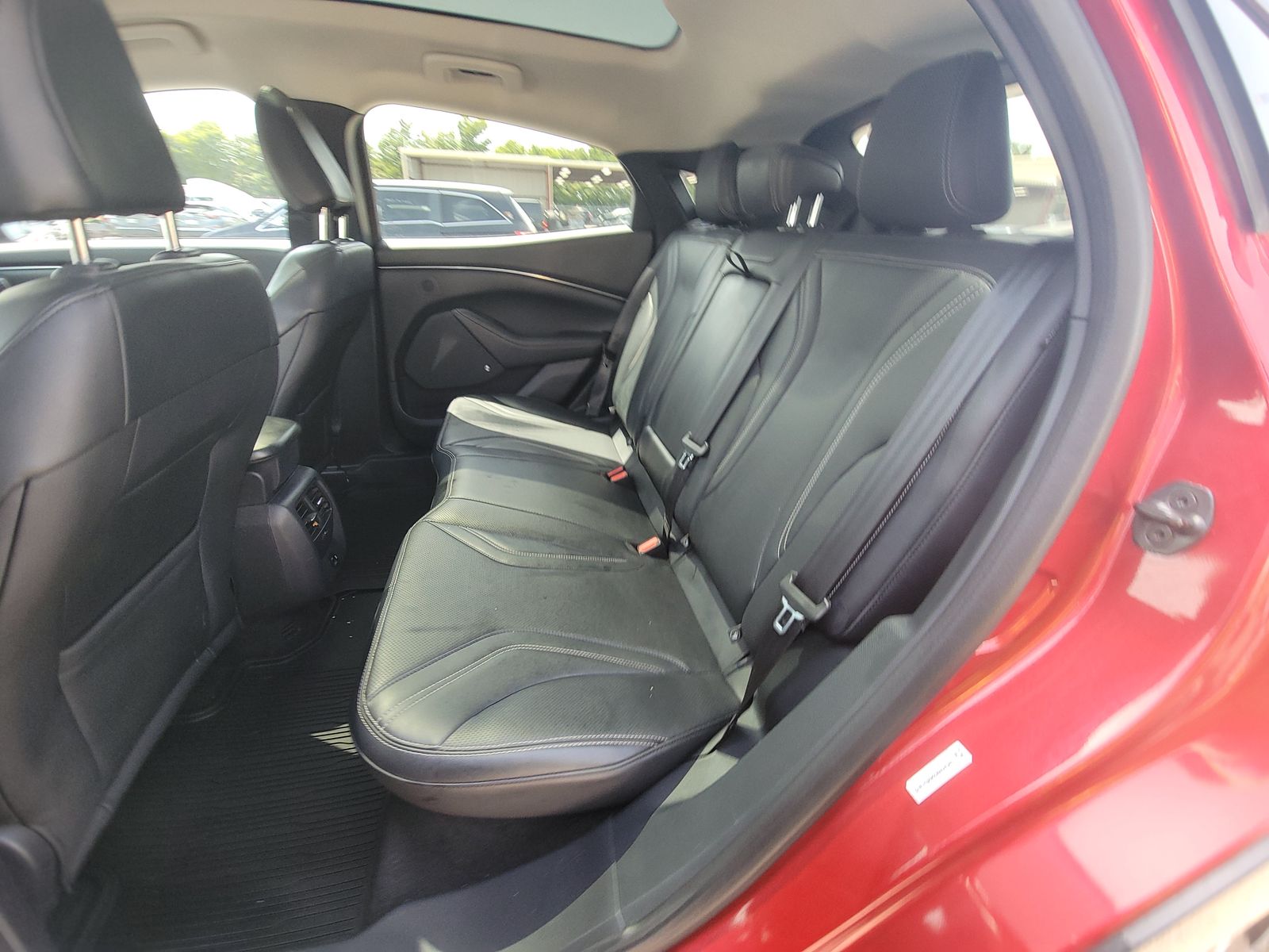 2021 Ford Mustang Mach-E Premium RWD