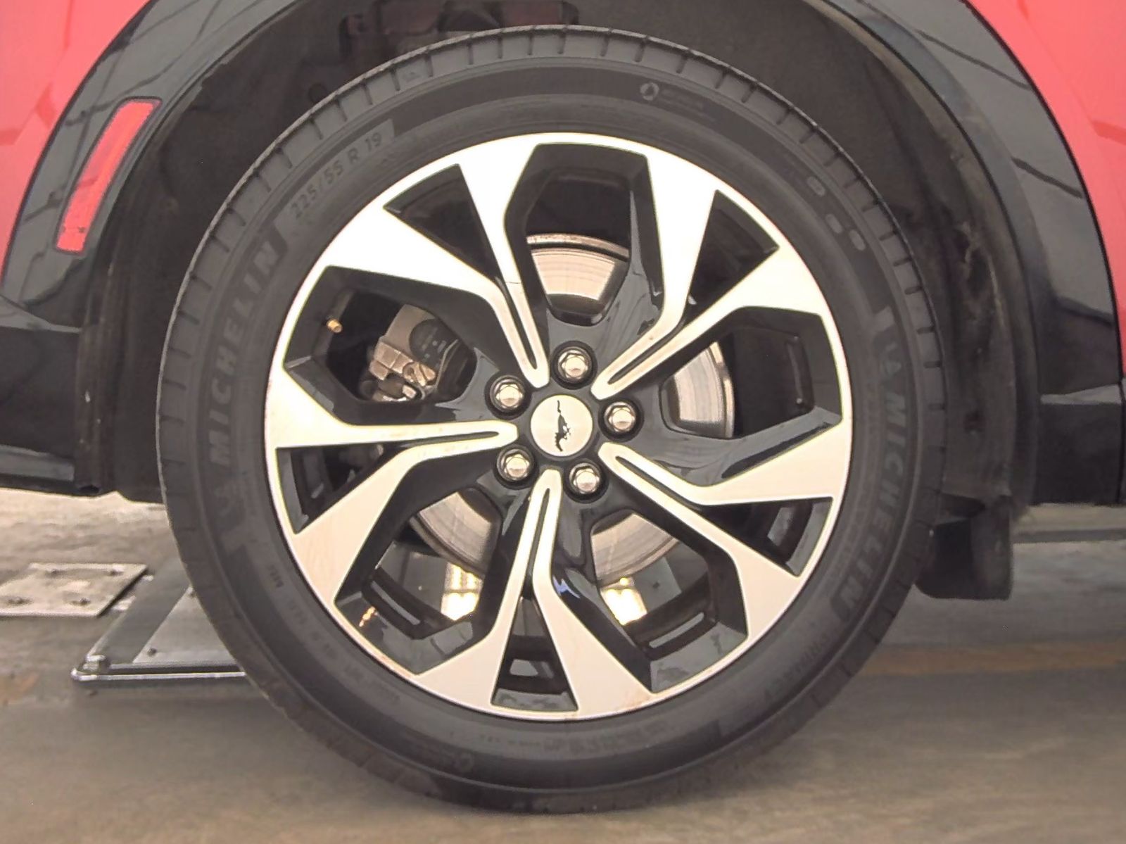 2021 Ford Mustang Mach-E Premium RWD