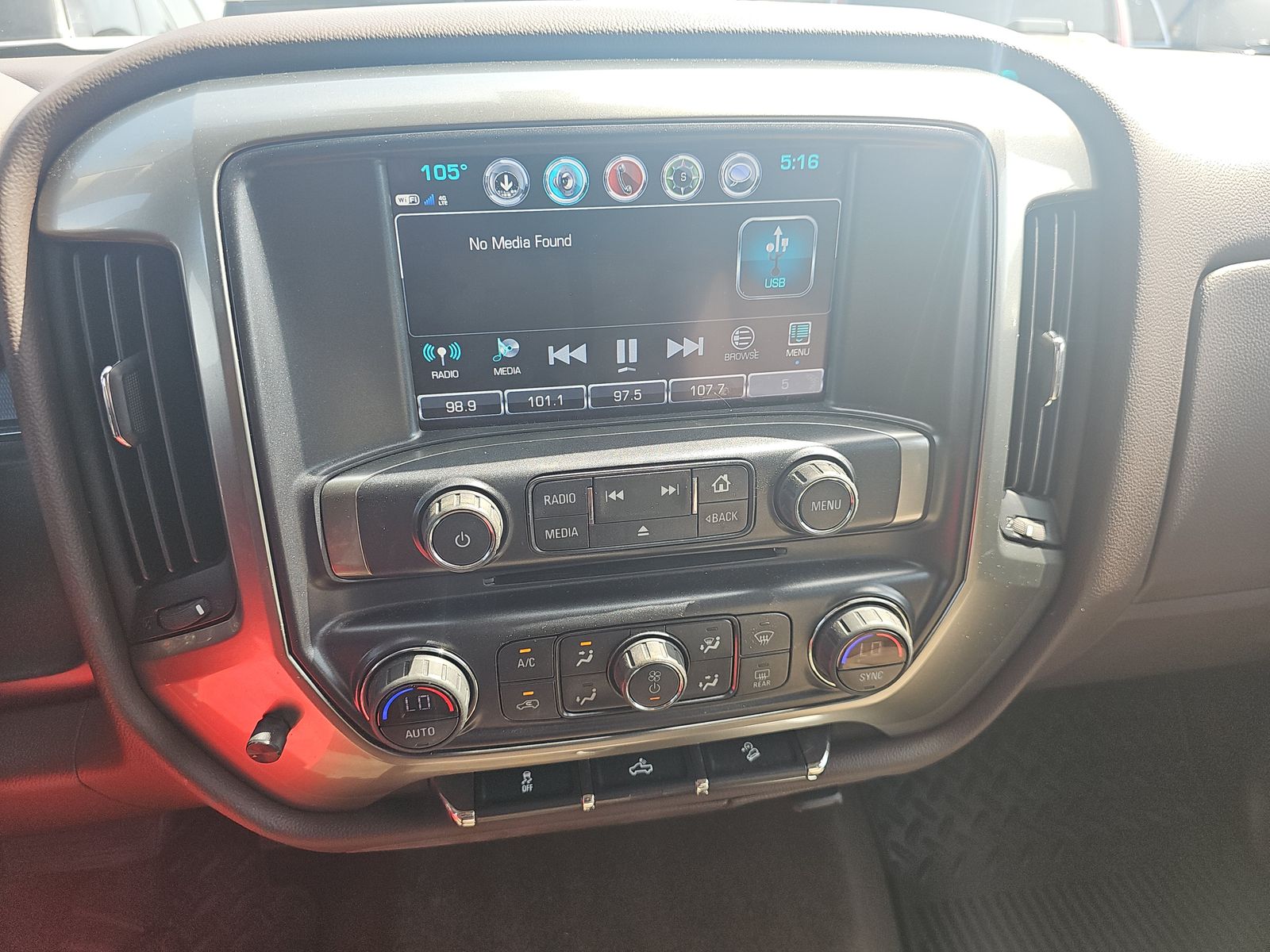 2018 Chevrolet Silverado 1500 LT Z71 AWD