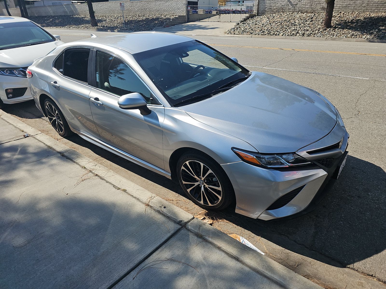 2019 Toyota Camry SE FWD