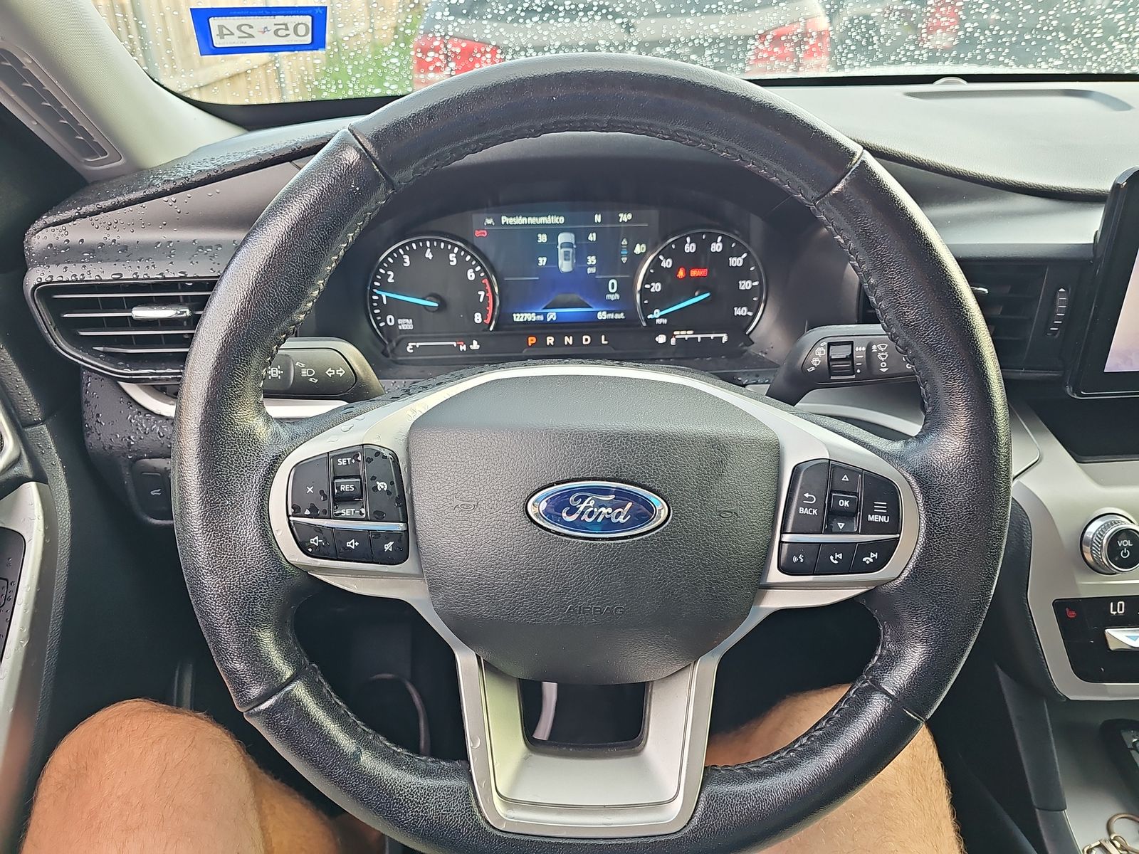 2021 Ford Explorer XLT FWD