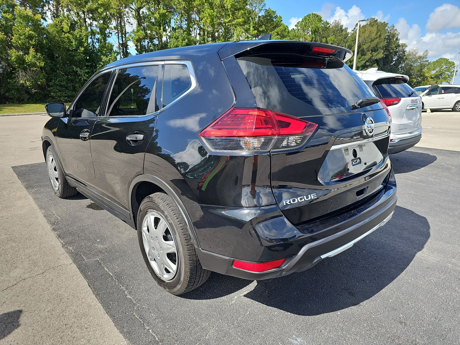 2017 Nissan Rogue S FWD