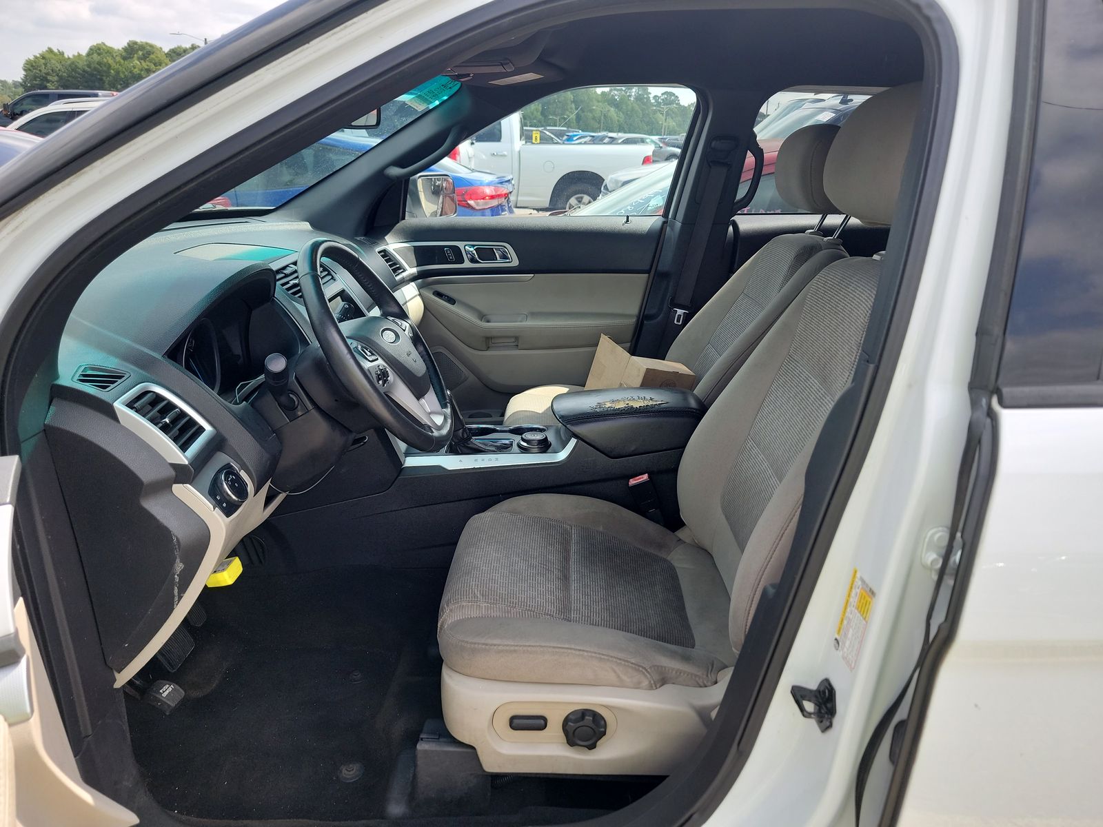 2015 Ford Explorer XLT AWD