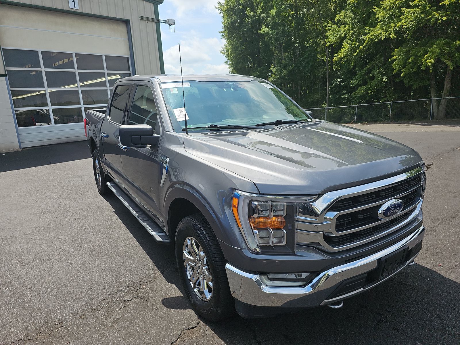 2021 Ford F-150 XLT AWD