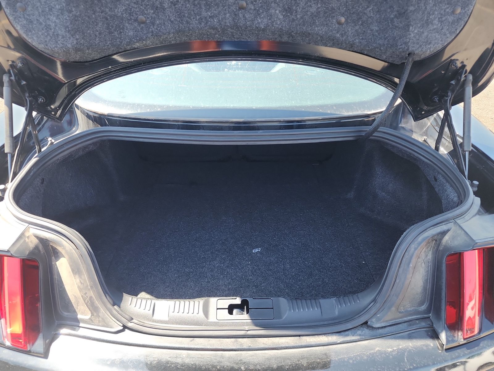 2017 Ford Mustang EcoBoost Premium RWD