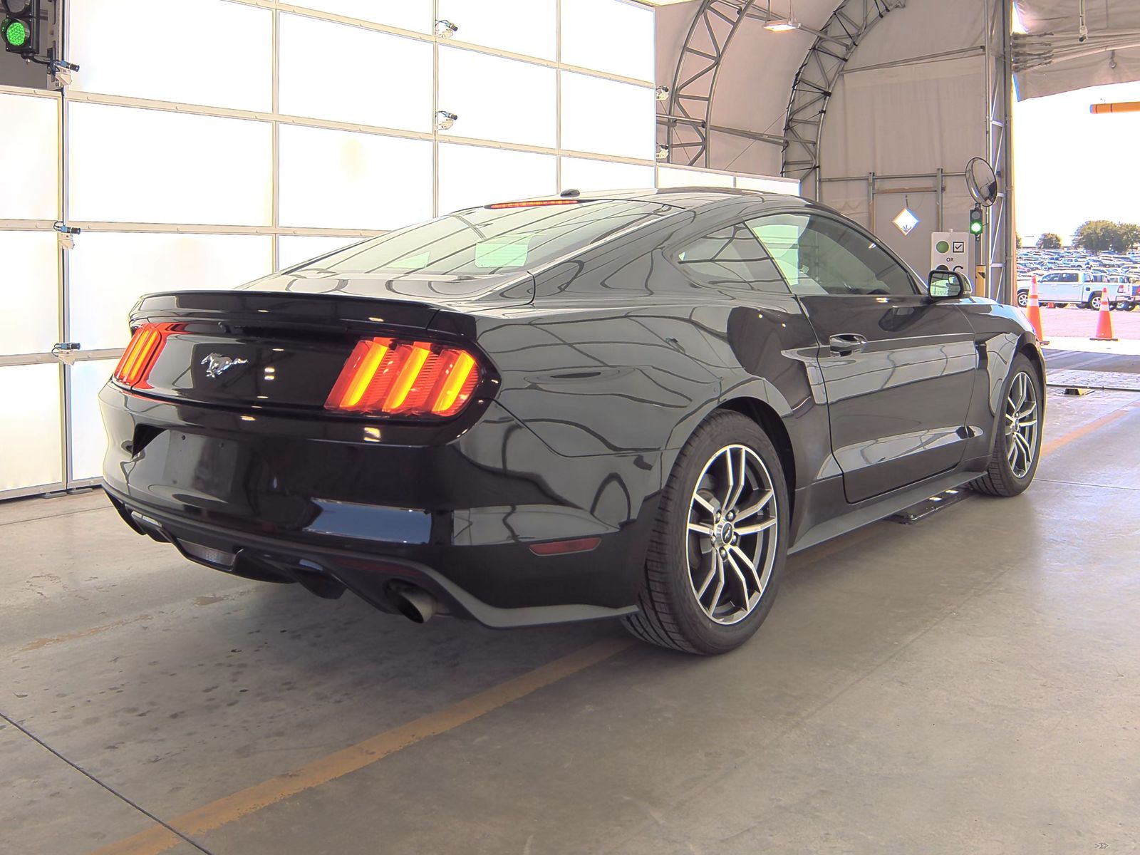 2017 Ford Mustang EcoBoost Premium RWD