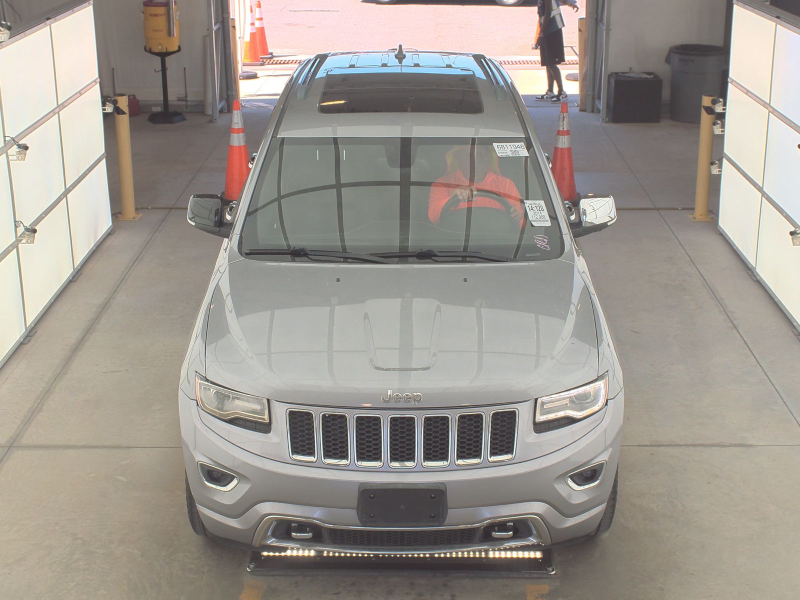 2014 Jeep Grand Cherokee Overland FWD