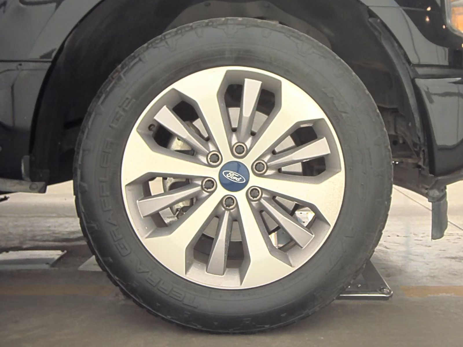 2017 Ford F-150 XL RWD